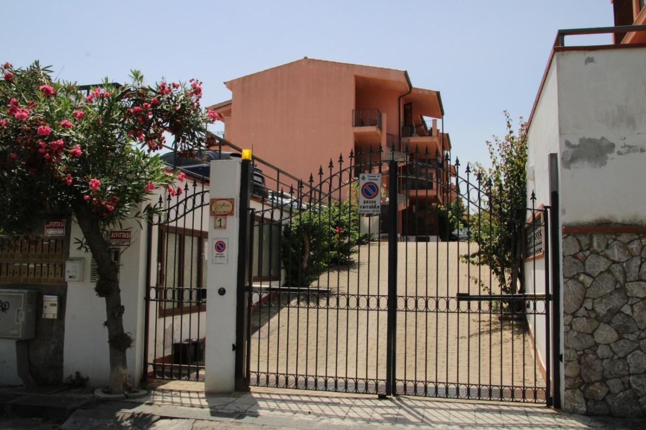 Poseidone Sea Apartment Taormina Mazzeo Εξωτερικό φωτογραφία