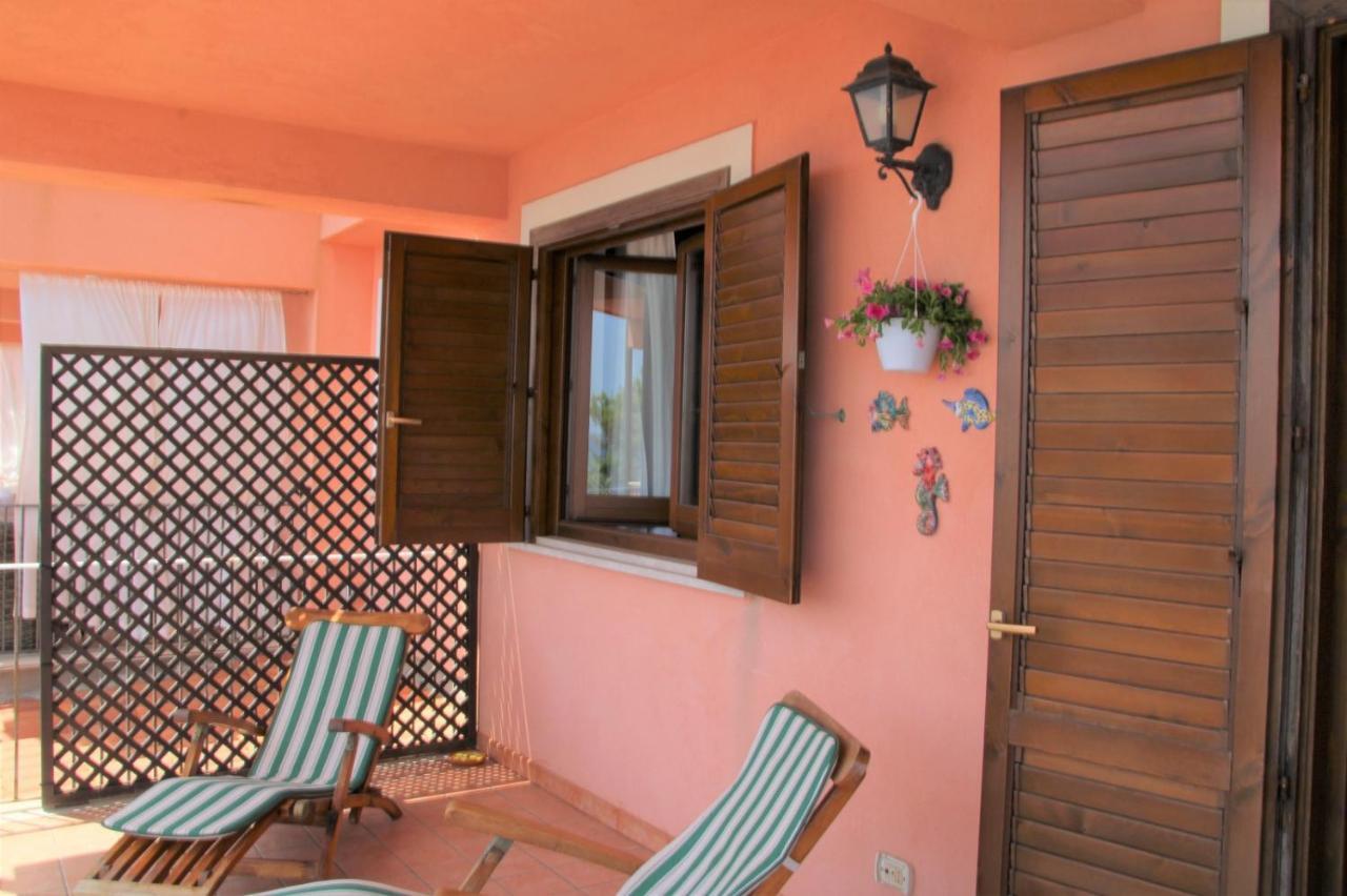 Poseidone Sea Apartment Taormina Mazzeo Εξωτερικό φωτογραφία